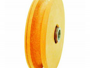 Roldana de nylon em U com bucha e parafuso para port&atilde;o